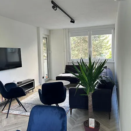 Nayla Apartment *